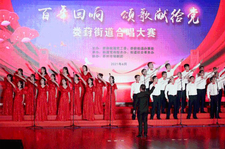 娜姐送新书给大家,别的人玩游戏,都把书放一边,有谁注意林允?