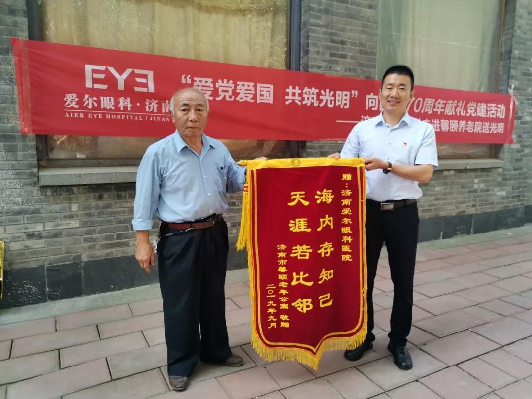 主动久了女生是否会很累,在恋爱中男生总说自己没钱?-让你了解世界的红迪网平台