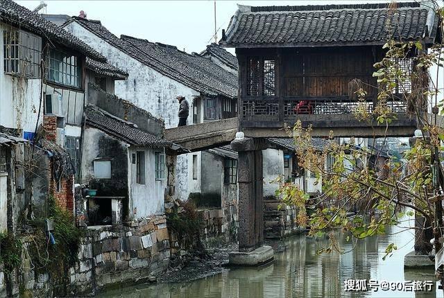 毕节市举办冬季专场探店直播活动 网络达人打卡贵州烙锅