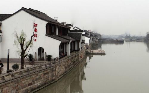 张雨绮:早期写真大赏 揭示狮子座大美女的艺术灵魂与性感气场